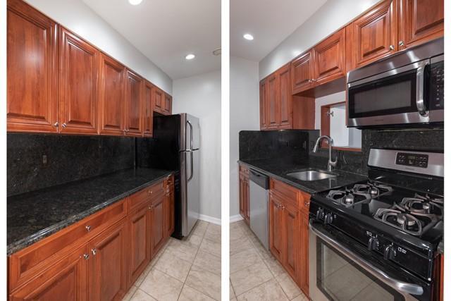 151 Lake Pointe Ct in Middle Island, NY - Building Photo - Building Photo