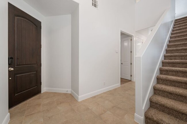 325 N Red Stone Rd in Washington, UT - Building Photo - Building Photo