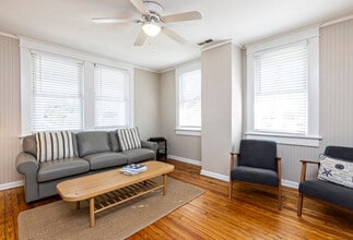 516 Norfolk Ave in Virginia Beach, VA - Building Photo - Building Photo
