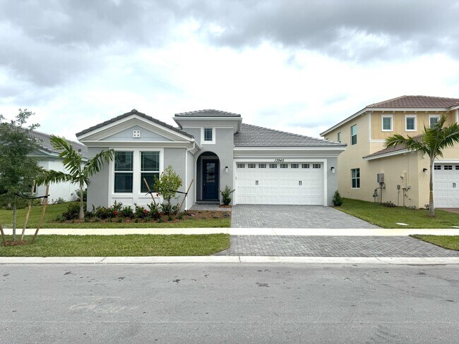 13940 Prickly Cone Cove in Westlake, FL - Foto de edificio - Building Photo