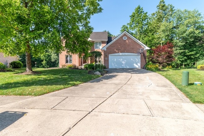property at 4957 Shadow Rock Cir