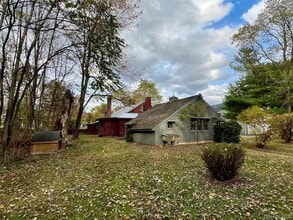 8 Pennsylvania Ave in Wurtsboro, NY - Building Photo - Building Photo
