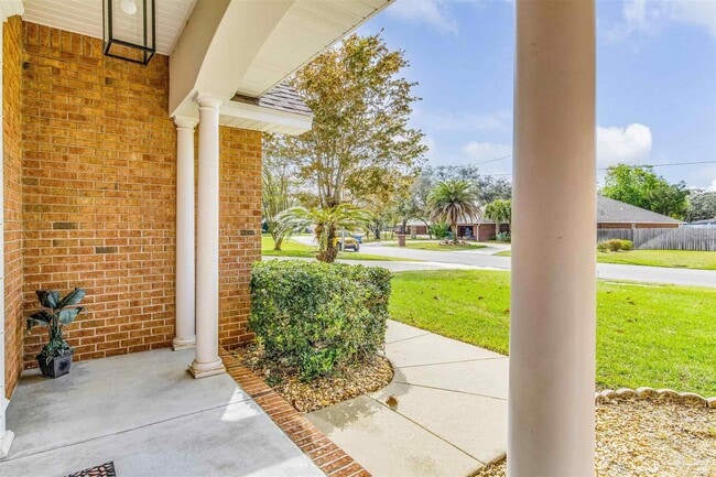 232 Florida Ave in Gulf Breeze, FL - Building Photo - Building Photo