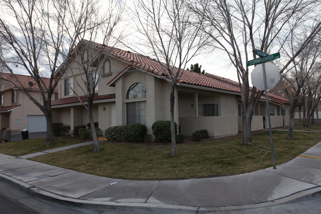 Rainbow Gardens in Las Vegas, NV - Building Photo