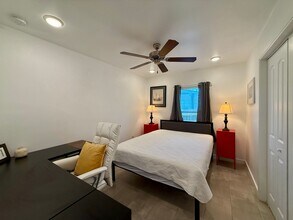 8000 Tisdale Dr in Austin, TX - Building Photo - Building Photo