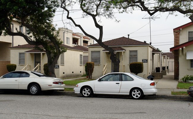 4253-4263 W Broadway in Hawthorne, CA - Building Photo - Building Photo