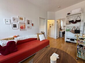 19 Irving St, Unit 8 in Boston, MA - Building Photo - Building Photo