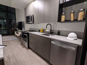 36 North Beacon St, Unit 115 in Boston, MA - Building Photo - Building Photo