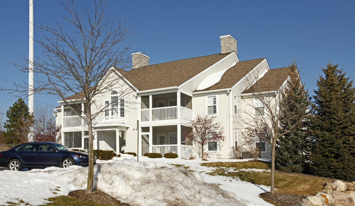 Walnut Glen in Ann Arbor, MI - Building Photo