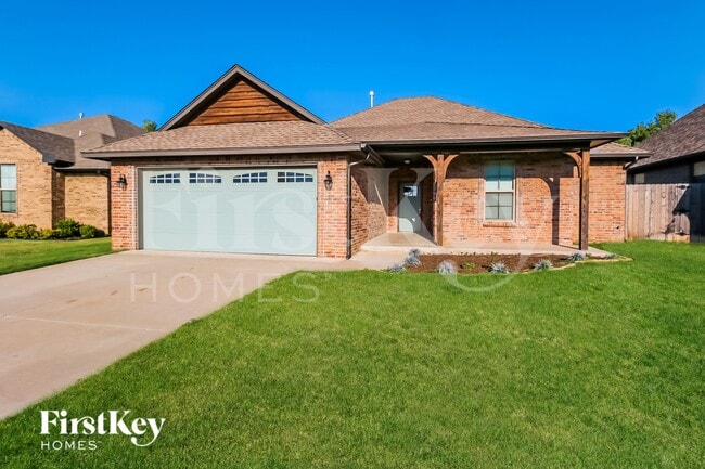 13904 Hutchinson Pl in Yukon, OK - Foto de edificio - Building Photo