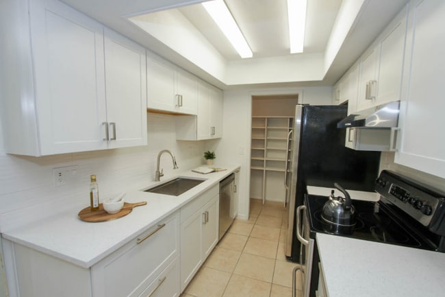 property at 16635 N Cave Creek Rd