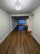 157 Marine Dr, Unit Right unit in Buffalo, NY - Building Photo - Building Photo