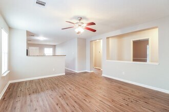 21610 Forestlight Ct in Humble, TX - Building Photo - Building Photo