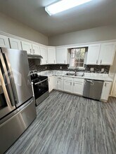 203 Cambrian Ridge Trail in Pelham, AL - Building Photo - Building Photo