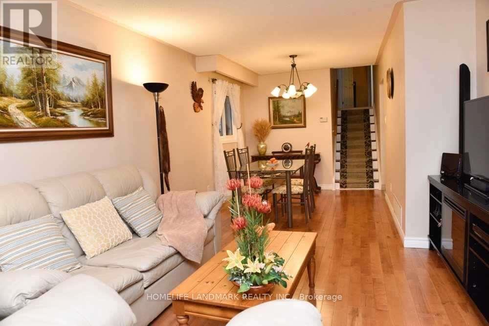 3309 Mainsail Crescent in Mississauga, ON - Building Photo