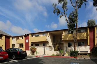 Harbor View Villas in San Diego, CA - Foto de edificio - Building Photo
