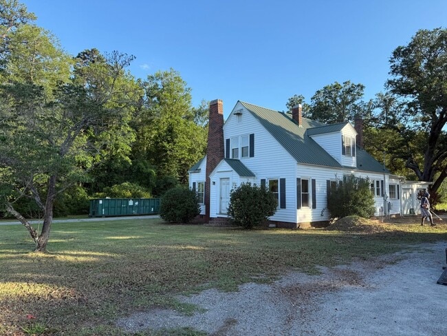 8191 E Highway 19 in Loris, SC - Building Photo - Building Photo