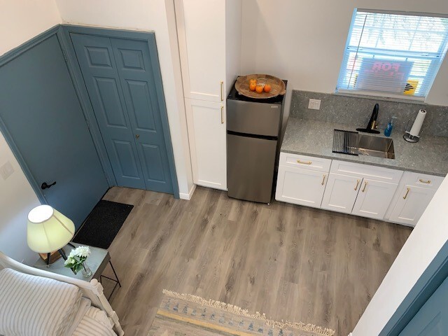 property at 710 Twin Oaks St