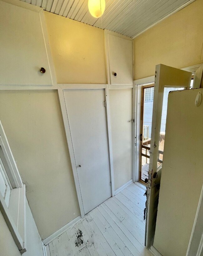 1203 E Walnut St in Columbia, MO - Building Photo - Building Photo