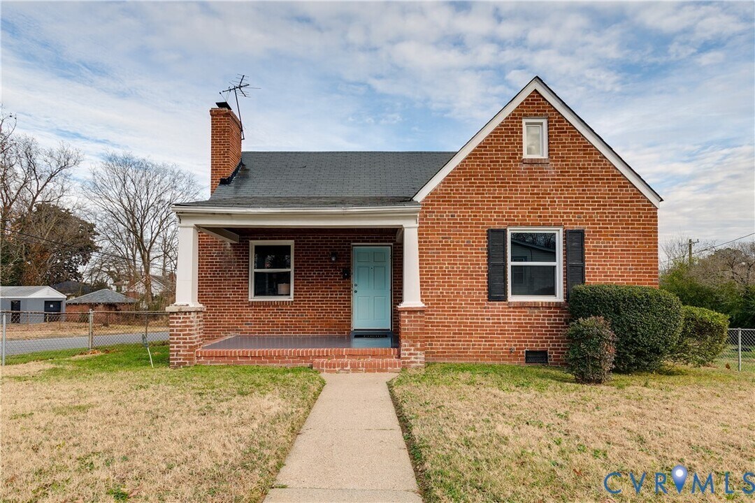 5200 Campbell Ave in Richmond, VA - Building Photo