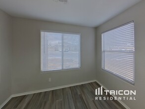 2313 S 65th Dr in Phoenix, AZ - Building Photo - Building Photo