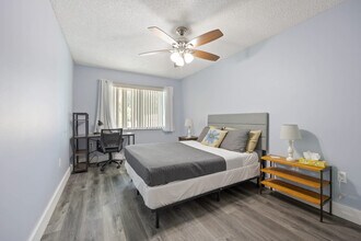 280 S Atlantic Ave in Cocoa Beach, FL - Building Photo - Building Photo