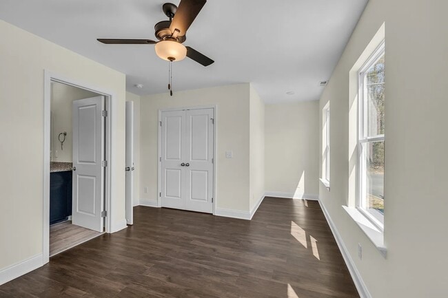 5546 Stream Ln in Chattanooga, TN - Foto de edificio - Building Photo