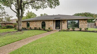 3113 Dover Dr in Plano, TX - Building Photo