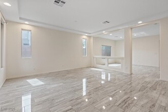 9793 S Russian Hill St in Las Vegas, NV - Building Photo - Building Photo