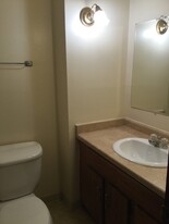 8911-B N 95th St in Milwaukee, WI - Building Photo