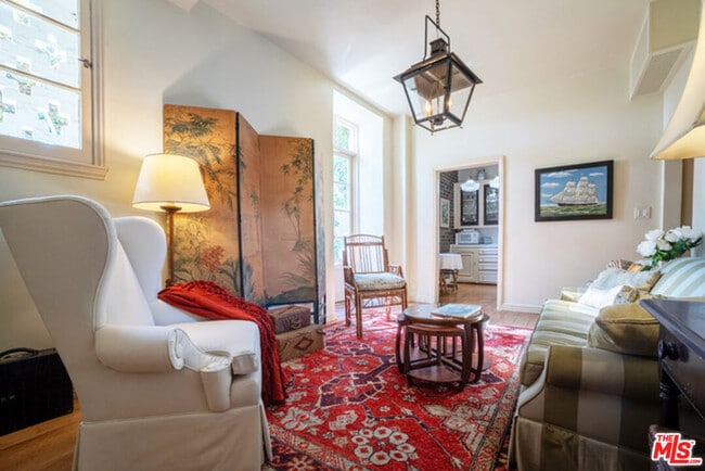 1416 Havenhurst Dr in West Hollywood, CA - Building Photo - Building Photo