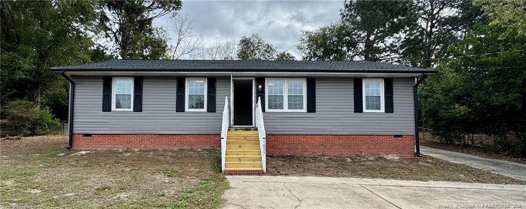 1837 Glenwick Dr in Fayetteville, NC - Building Photo