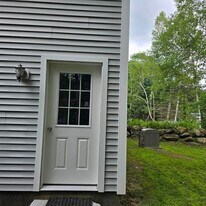 55 Glen Hill Rd in Dover, NH - Building Photo