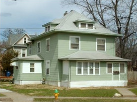 Cottage Grove Apartments