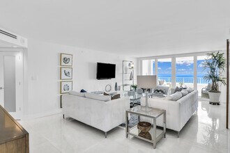 500 S Ocean Blvd in Boca Raton, FL - Building Photo - Building Photo