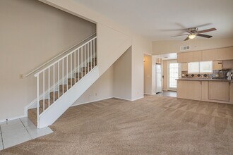 450 Tava Ln in Palm Desert, CA - Building Photo - Building Photo