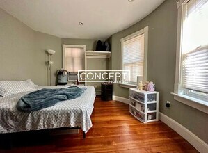 149 Highland St in Boston, MA - Building Photo - Building Photo