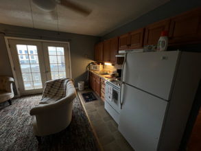 639 10th Ave-Unit -5 in Fairbanks, AK - Foto de edificio - Building Photo