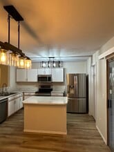 13502 W Young St in Surprise, AZ - Foto de edificio - Building Photo