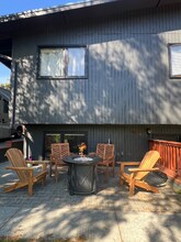 7721 Arlene St in Anchorage, AK - Building Photo - Building Photo