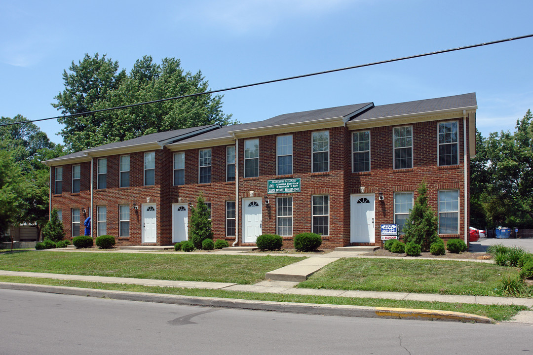 415 Marquis Ave in Lexington, KY - Building Photo