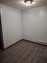 340 S Rowe Ln in Walcott, IA - Building Photo - Building Photo