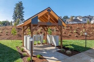 Liberty Crest in Salem, OR - Building Photo - Building Photo