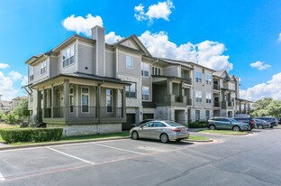 Camden Cedar Hills in Austin, TX - Building Photo