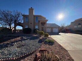 6766 Lazy River Ct NE in Rio Rancho, NM - Building Photo