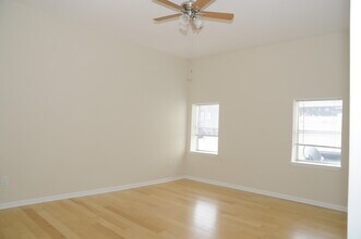 115 College Pl, Unit D in Norfolk, VA - Foto de edificio - Building Photo