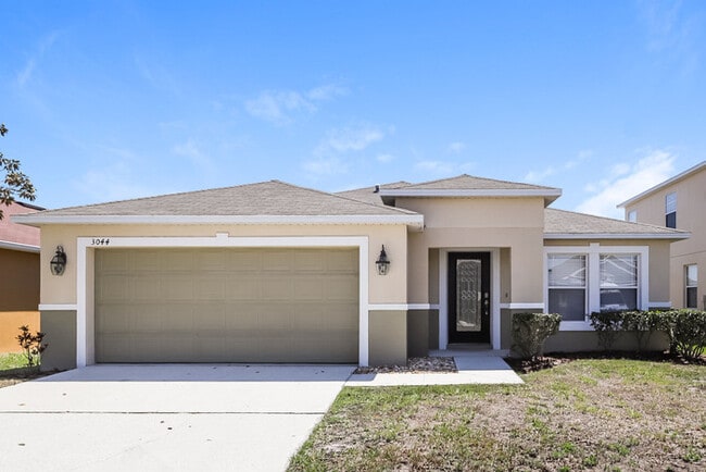 property at 3044 Park Ridge Ave
