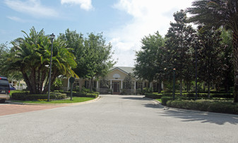 Windsor Club At Seven Oaks Apartments