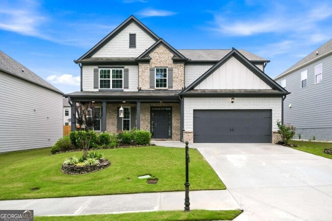 property at 2053 Hamilton Lake Pkwy