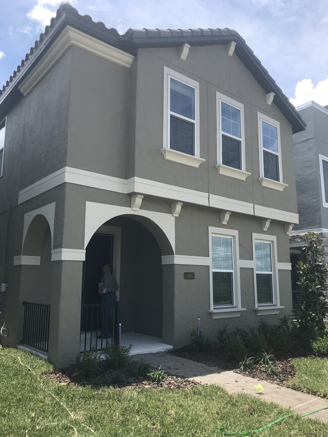property at 11055 Bagley Aly